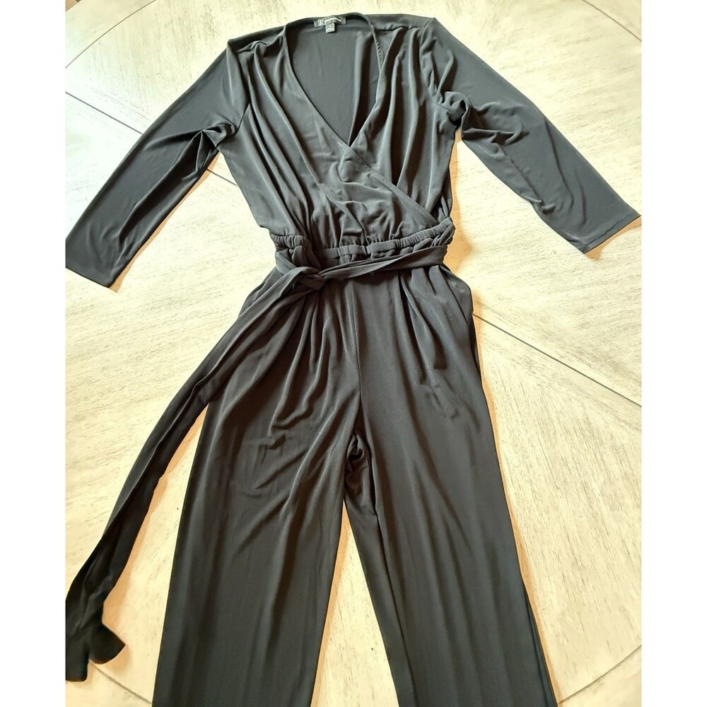 INC International Concepts Women's Long-Sleeve Tie-Belt Jumpsuit V-neck‎ Size M